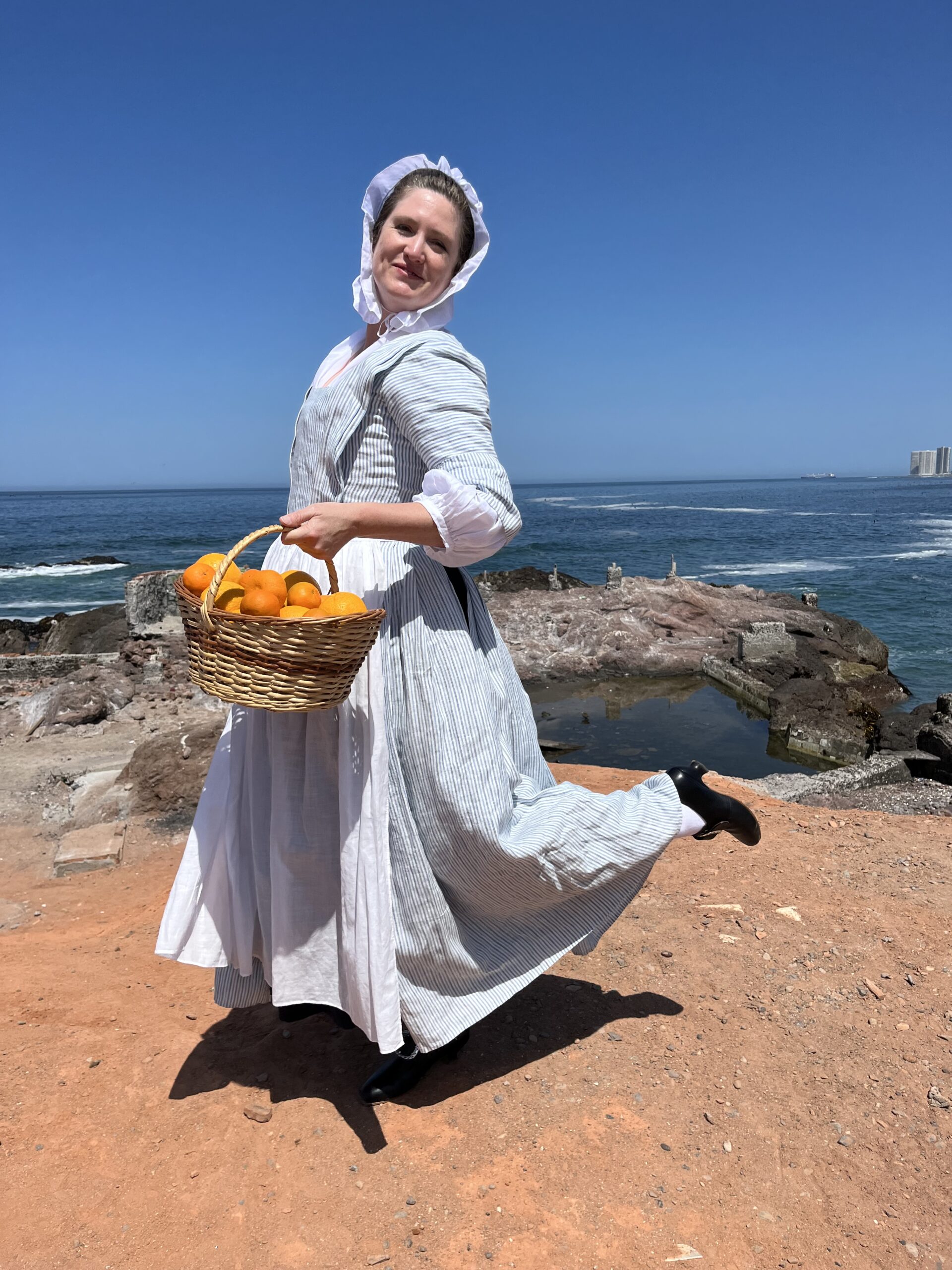 Here be Oranges (and a striped 1750s English Gown)